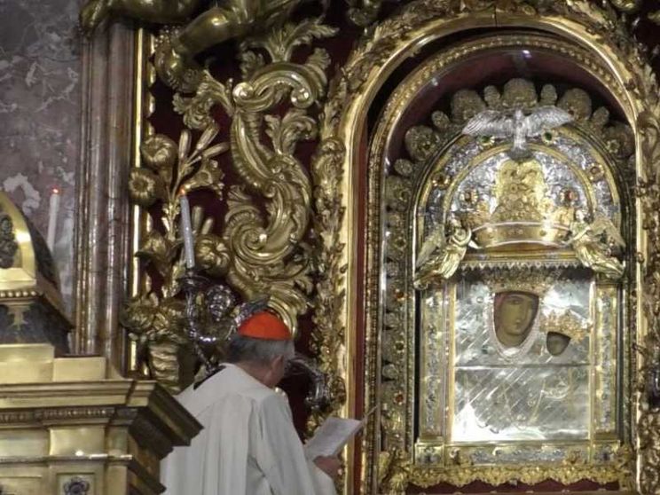 Rosario per l'Italia al Santuario di San Luca. Invocazioni per le vittime