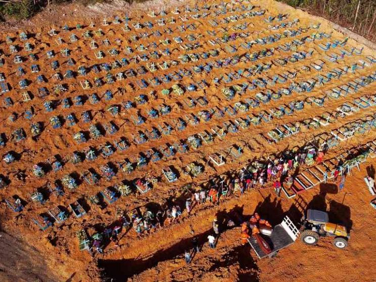 Fosse comuni in Amazzonia, a Manaus è una strage