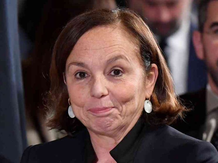 Lamorgese: «Proroga dei permessi di soggiorno. Si ai funerali»