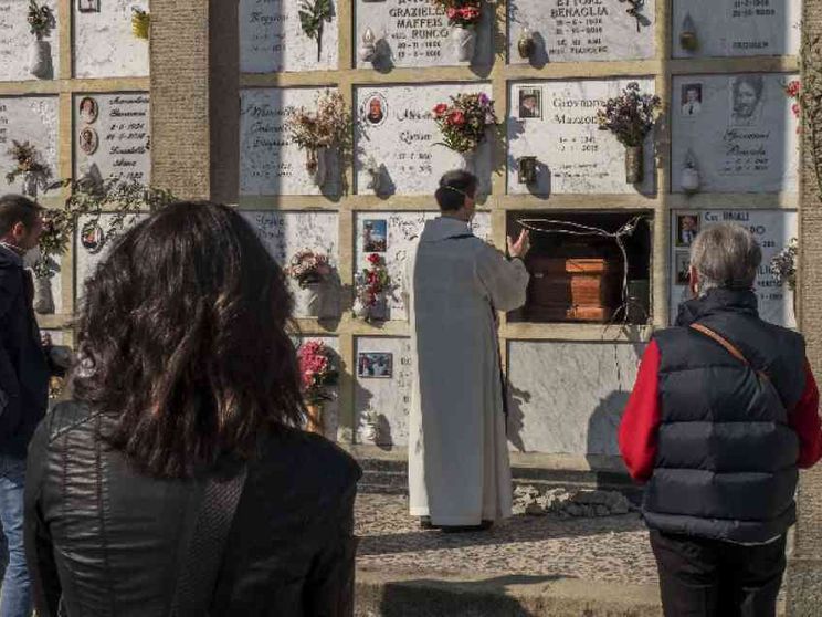 Fase 2, i vescovi lombardi: riprendere la vita liturgica
