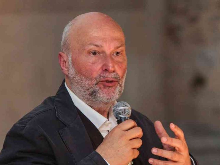 Il filosofo Ceruti: «Siamo più fragili, serve più umanità»