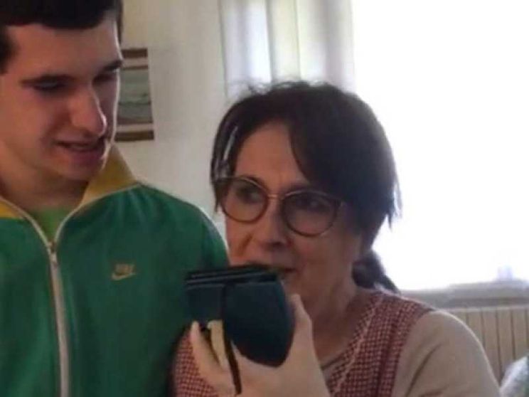 Il Papa telefona a ragazzo disabile di Caravaggio: ti invierò la papalina