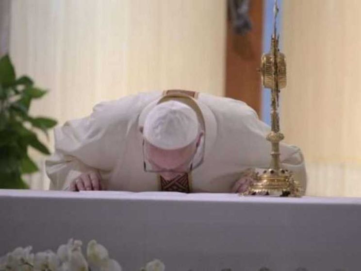 La preghiera speciale del Papa per le vittime anonime della pandemia