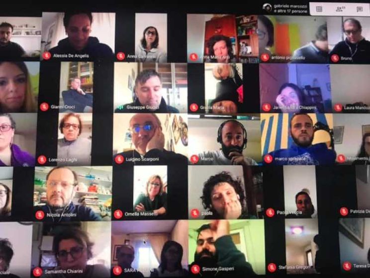 Vescovi, diocesi, parrocchie: storie di pastorale digitale
