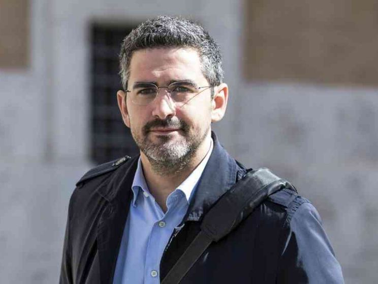 Fraccaro: "Superbonus per tutte le famiglie. Muoverà fino a 21 miliardi"