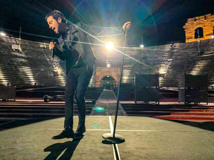 Diodato solo all'Arena di Verona fa rumore per l'Italia