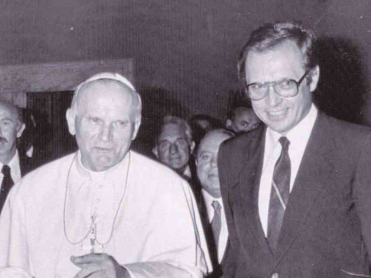 Zanussi: Ha aperto il cattolicesimo al futuro