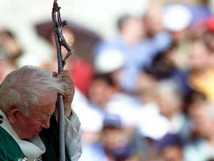 Nella liturgia abbracciava il mondo guardando al cielo