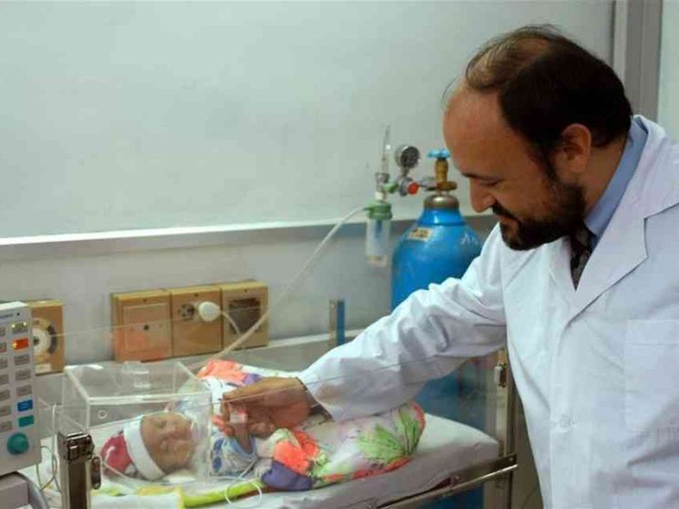 Giusto celebrare i camici bianchi nel giorno della morte di Carlo Urbani