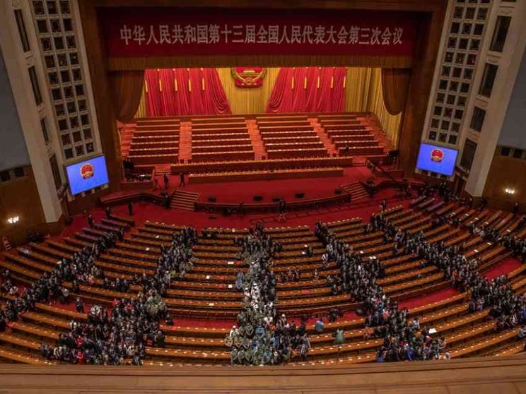 Un'altra rivoluzione cambierà la Cina: il Codice civile