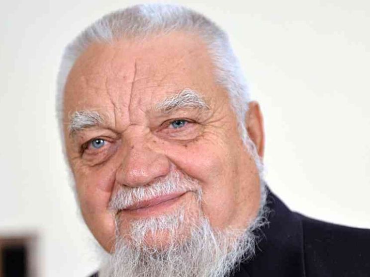 Enzo Bianchi accetta il decreto; lascerà la comunità di Bose