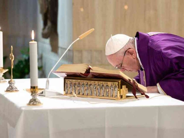 Perché la Messa mattutina del Papa c'è ma la sua omelia no