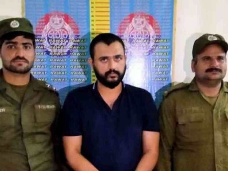 Zohra, domestica a 8 anni, pestata a morte per aver liberato due pappagallini