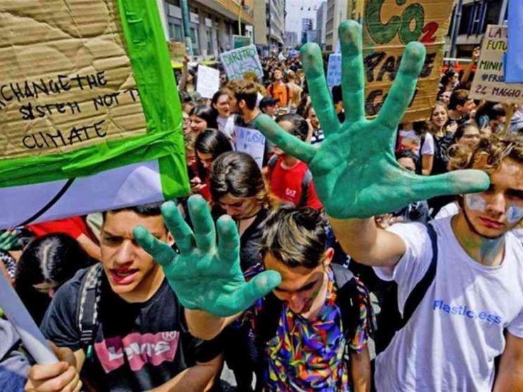 I giovani dei Fridays for future oggi tornano in piazza