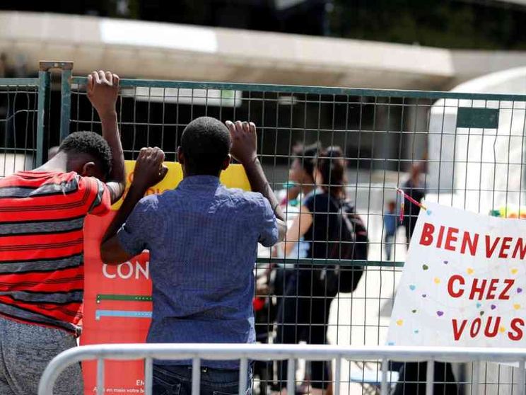 La stretta canadese e la sicurezza a senso unico