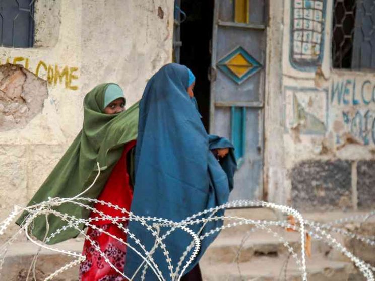 Mutilazioni genitali e violenze: la pandemia delle donne africane