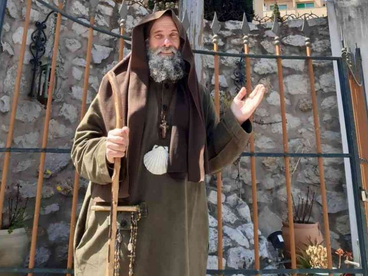 Fratel Biagio al 23esimo giorno di digiuno: «Preghiere contro le dipendenze»