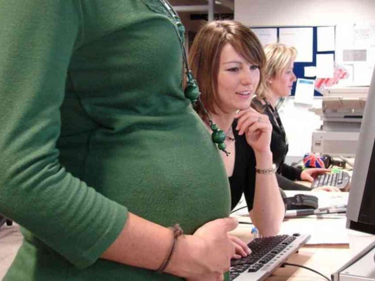 Neo-mamme costrette alle dimissioni