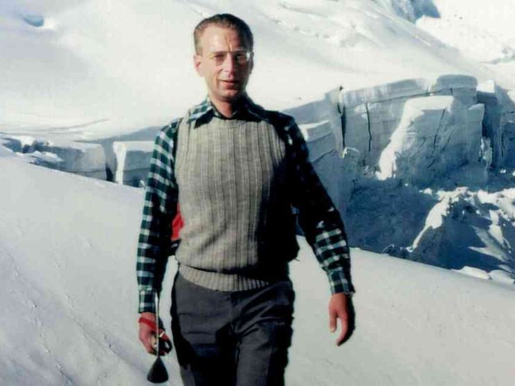 Toni Zweifel, ingegneria della santità