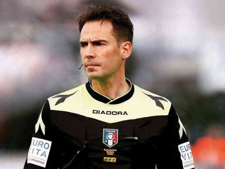 Claudio Gavillucci, l'arbitro "espulso" per avere fischiato contro il razzismo