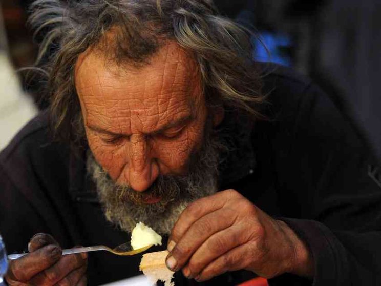 Effetto Covid e nuove emergenze: a Roma la povertà mangia le famiglie