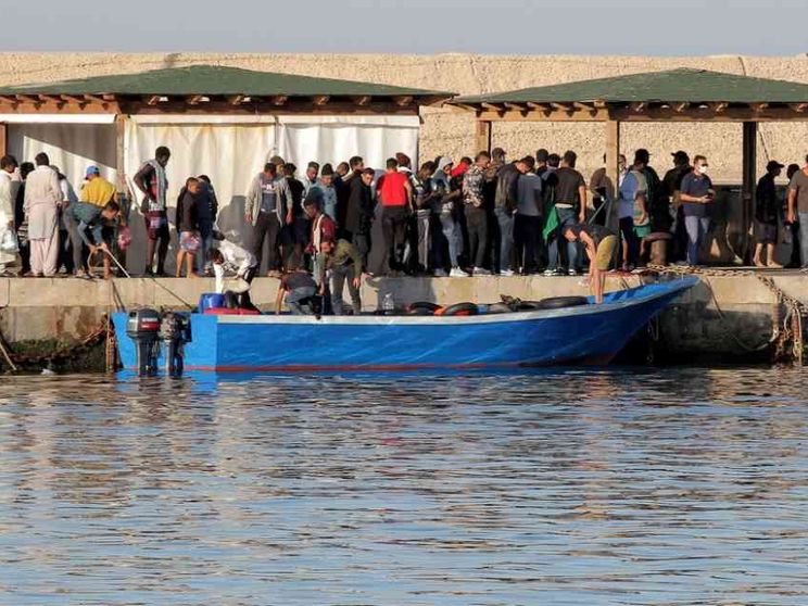 Lampedusa, in 1.100 nell'hotspot per 95. Il sindaco: stato di emergenza