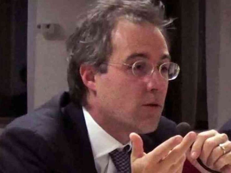 Il costituzionalista: «La norma "salva-idee" è ambigua»