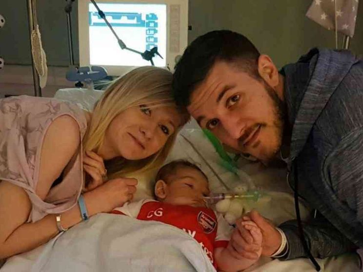 Un'altra bimba lasciata morire come nel caso di Charlie Gard
