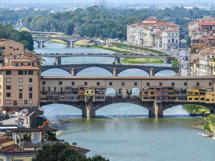 La Toscana da «ripensare». Vita, famiglia e giovani le priorità