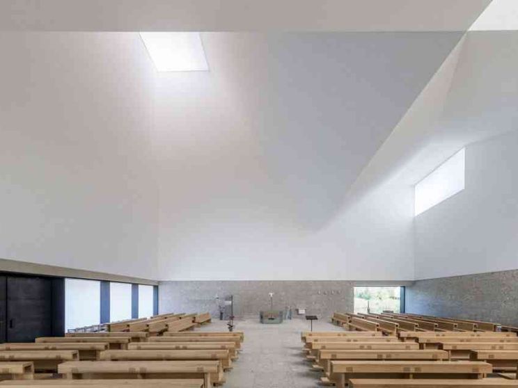 Architettura sacra, Meck Architekten vincono il Frate Sole