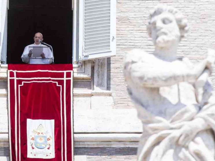 L'appello del Papa: si rilanci il lavoro, le famiglie e la società soffrono