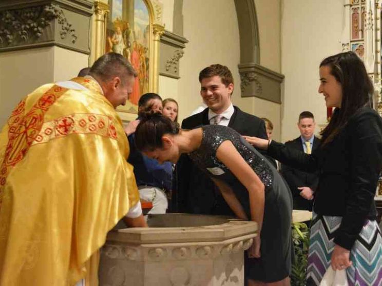 «Noi ti battezziamo... ». Così il Battesimo non è valido