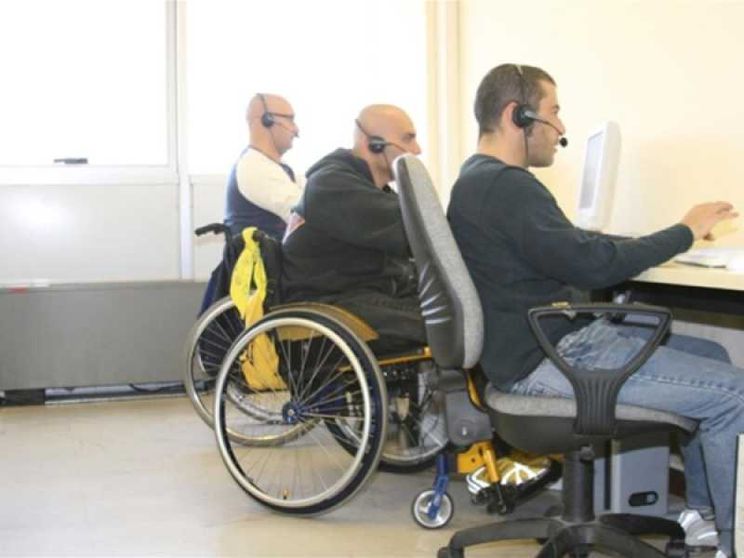 Lavoratori fragili "dimenticati": «Siamo rimasti senza tutele»