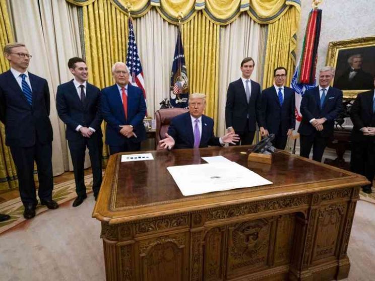 Intesa storica Israele-Emirati congela le annessioni in Cisgiordania