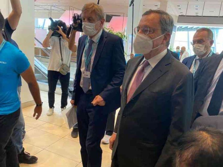 Draghi apre il Meeting: no a un mondo senza speranza, è l'ora della saggezza