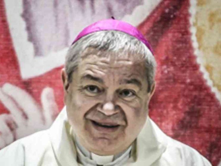 La lotta contro il Covid. La resa all'aborto chimico