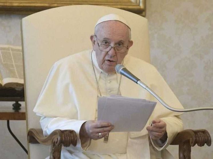 Il Papa: la pandemia ha mostrato che l’economia è malata