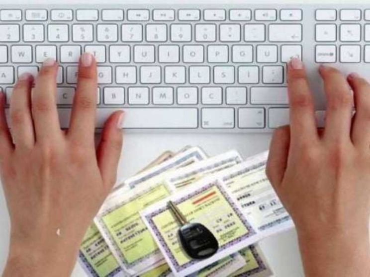 Auto, aumentano i siti che vendono assicurazioni false