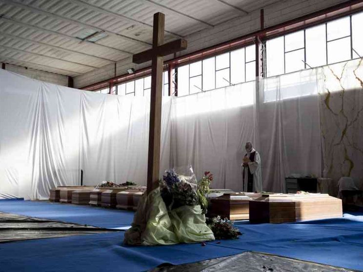 Padre e madre morti di Covid, camionista scrive al Papa che lo incontra