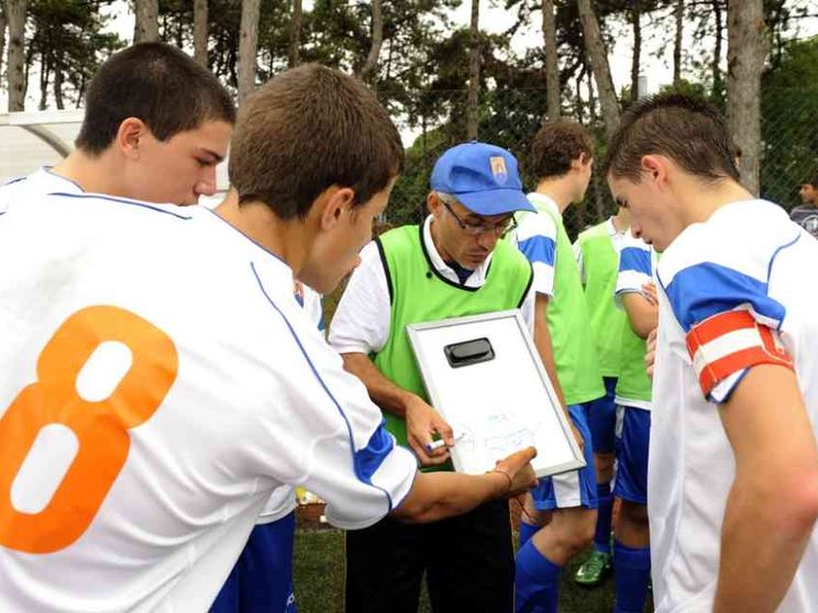 Adolescenti, quanto conta l’allenatore
