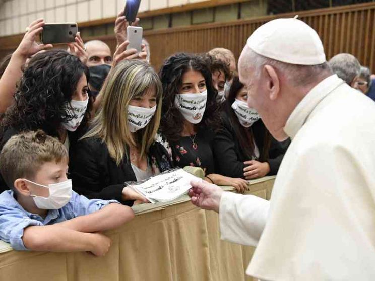Papa Francesco: lottiamo contro lo spreco e lo scarto