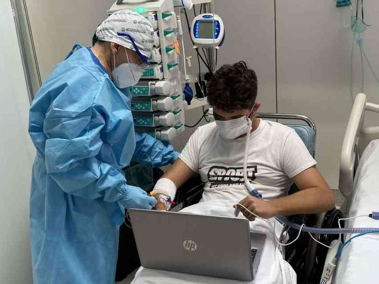 A 16 anni primo giorno di scuola dalla Terapia intensiva