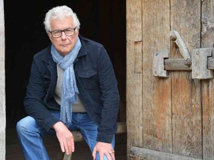 Ken Follet e l'alba della cattedrale