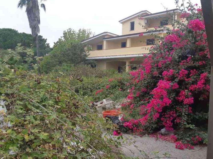 La villa dei boss mai diventata un'aula