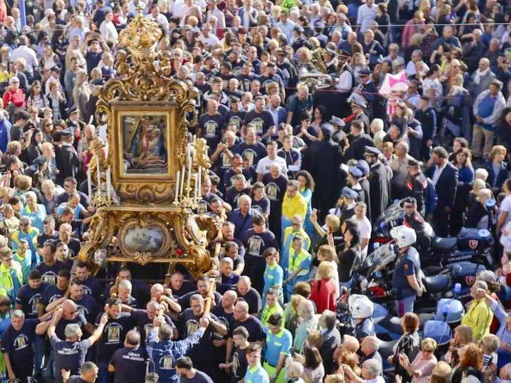 Liberiamo il culto di Maria da mafia e potere criminale