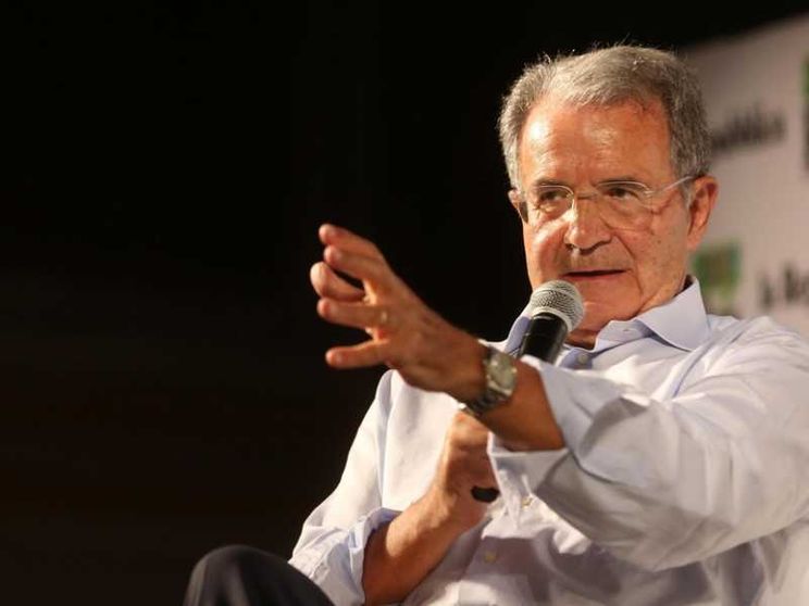 Prodi: «Pd e M5s, non deludete l'Italia»