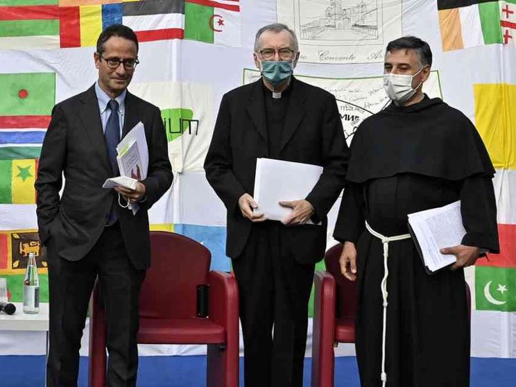 Parolin: tutti vogliono la libertà religiosa, diverso il metodo