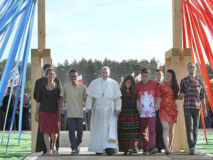 Papa Francesco firma l'enciclica sulla fratellanza. Come seguire l'evento
