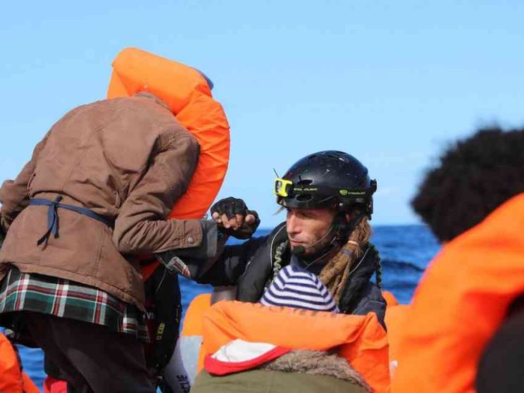 ResQ, parte la raccolta fondi per la nave umanitaria