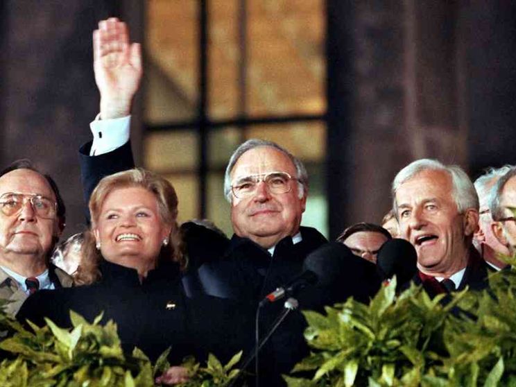 Trenta anni di unificazione. Ma l'Est continua a sentirsi in serie B